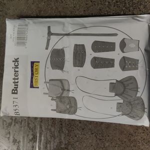 Butterick sewing pattern B5371 LARP Fantasy Cosplay Patterns